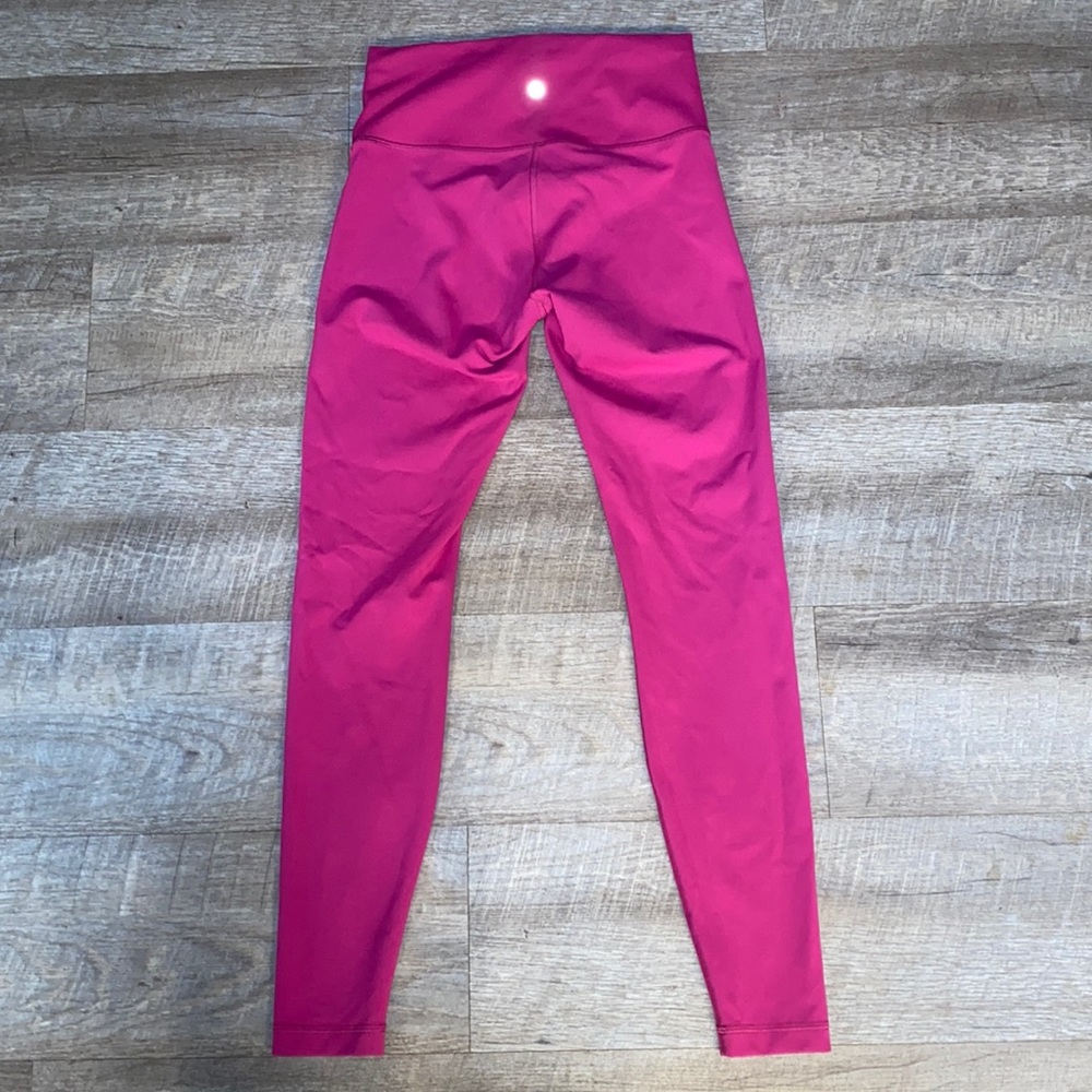 Lululemon wonder under yoga pants leggings 8 pink 28’